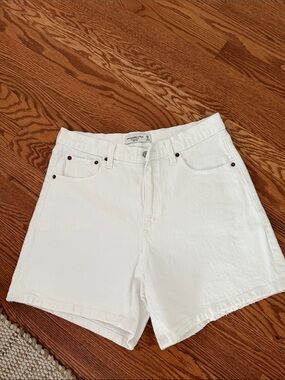 Abercrombie & Fitch The Dad Short White Denim High-Rise Shorts